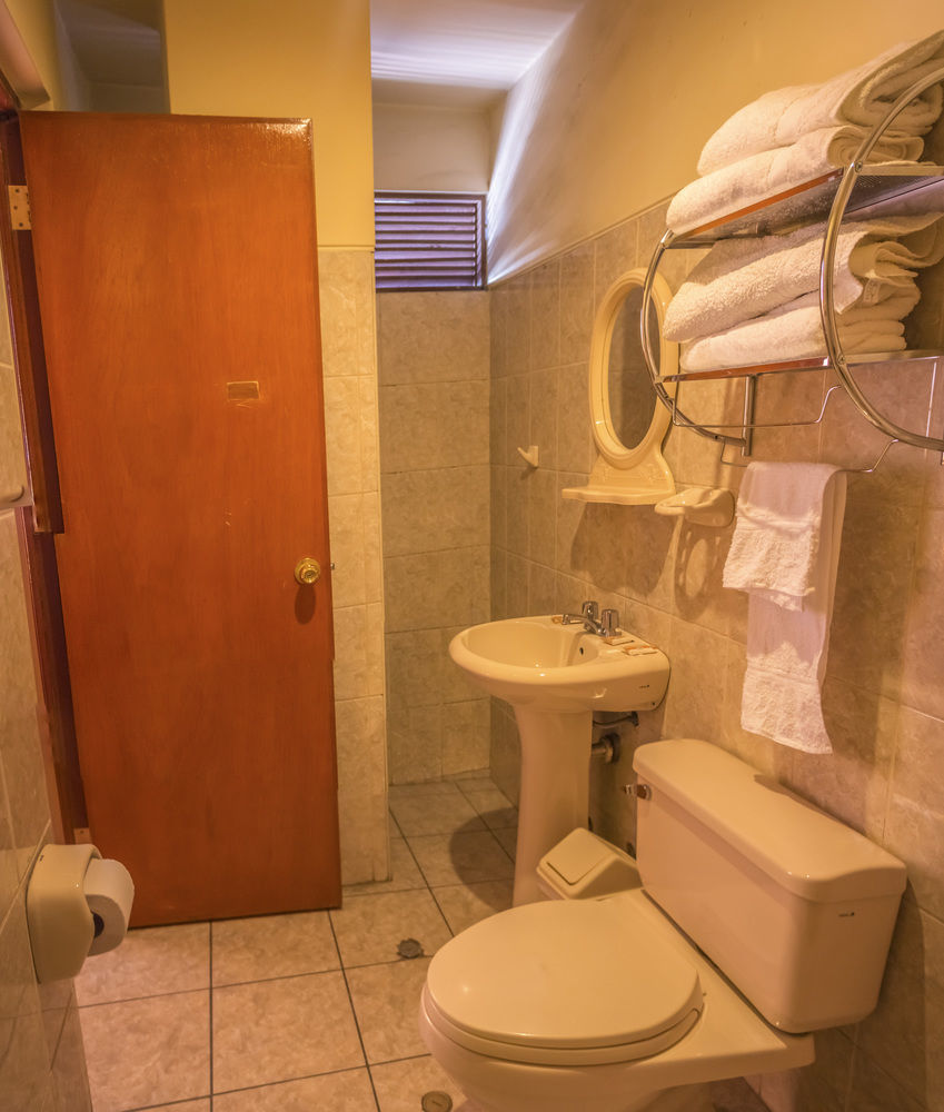 Ebony Hotel Huaraz  Dış mekan fotoğraf
